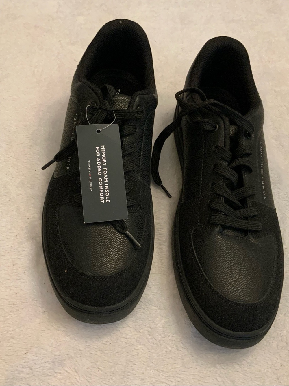 Tommy Hilfiger Men's Black Casual Memory Foam Sneakers size 13 no box. SKU 3067